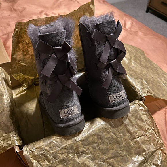 UGG Gray Ankle Boots - Picture 2 of 6